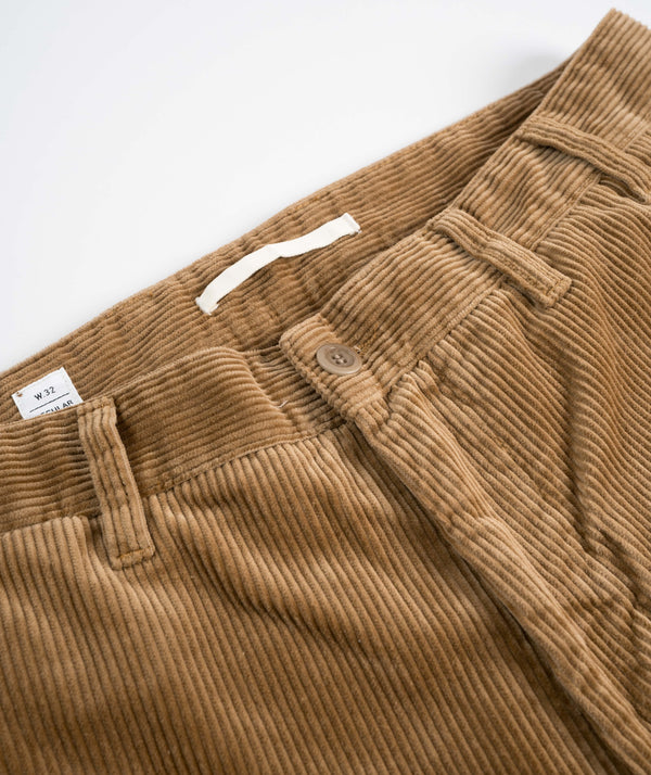 Norse Projects Aros Regular Wide Wale Corduroy Chino - Utility Khaki