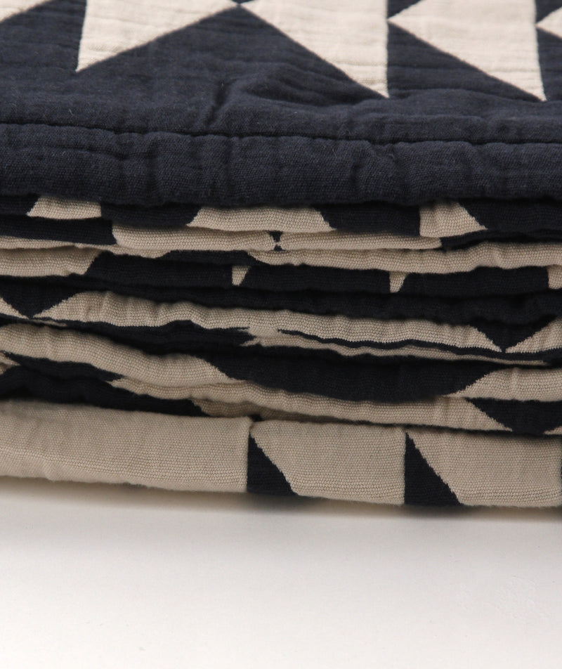 Pendleton - Organic Cotton Matelasse Throw - Midnight Nova